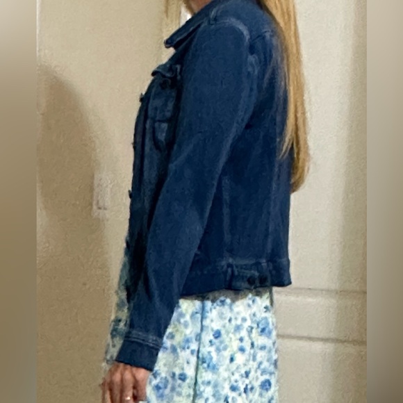 Stretch denim jacket size small - Picture 3 of 5